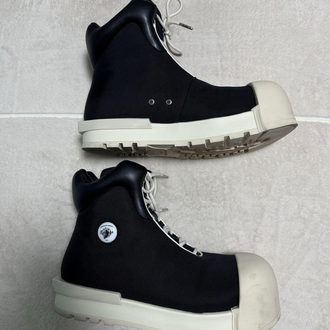THICK SOLED