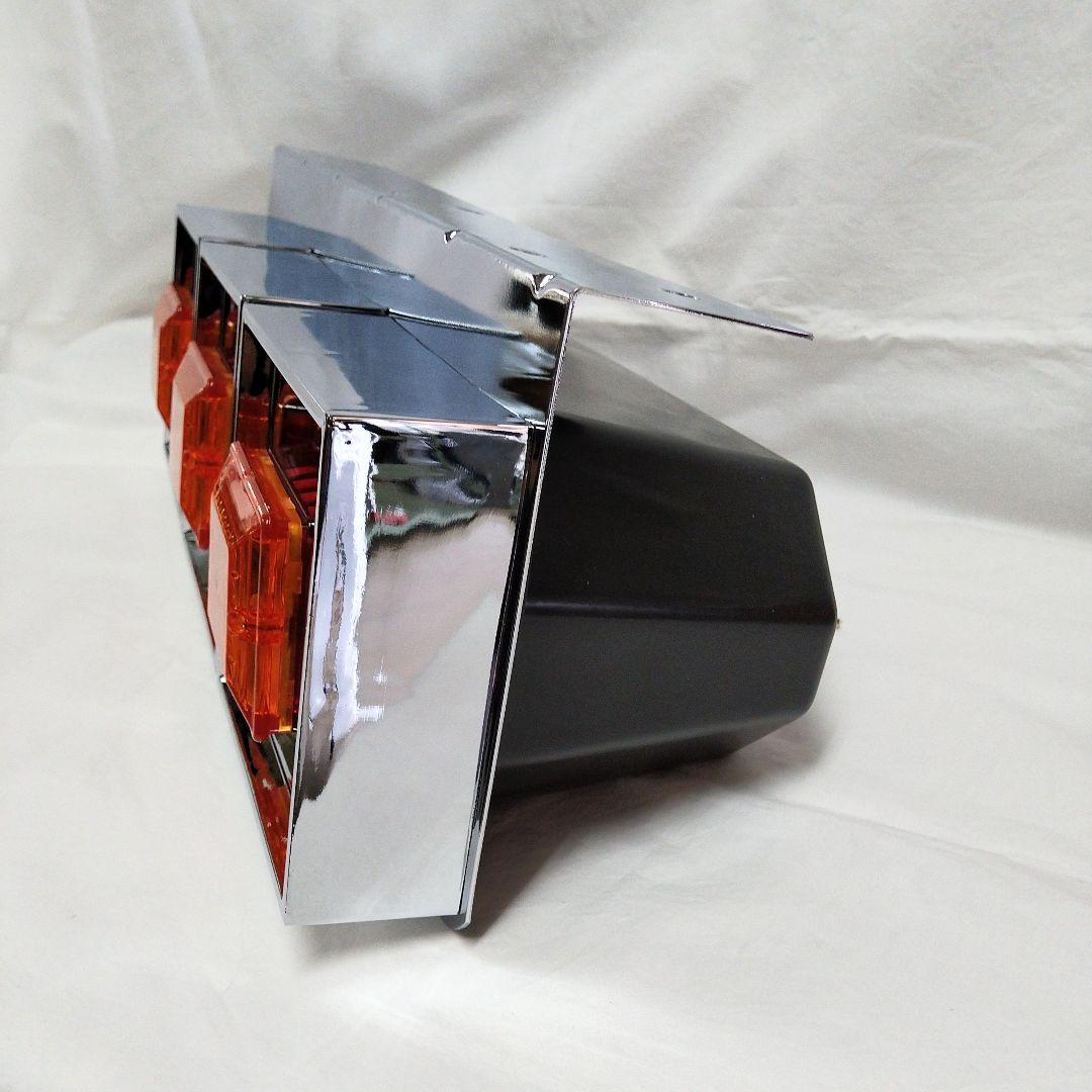 お*か様 デコトラ トラック 3連 テールランプ 角型 左右セット