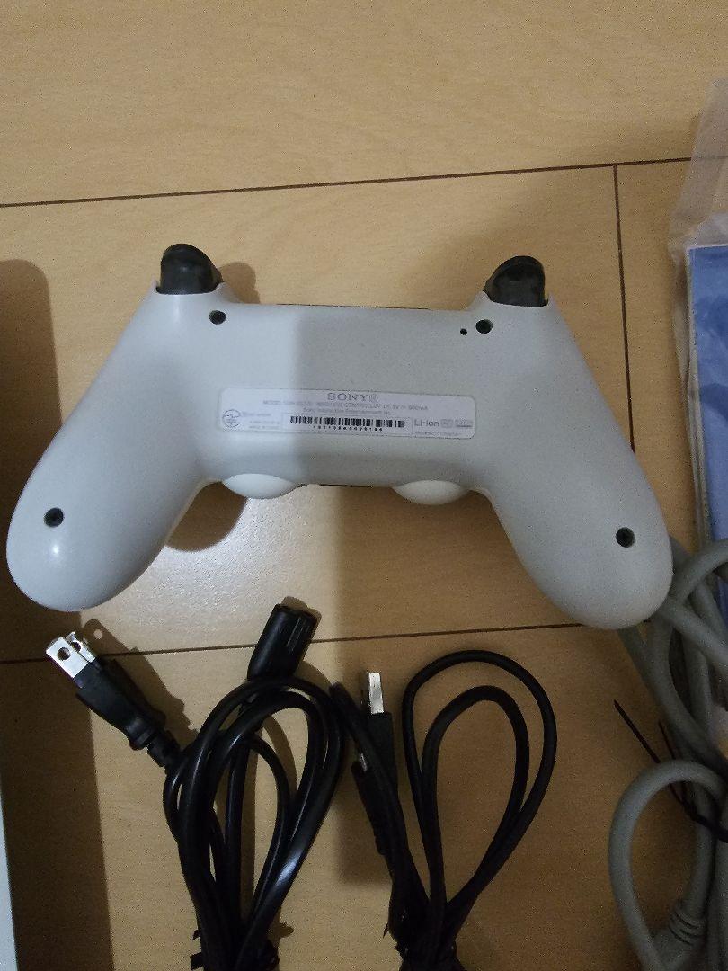 SONY PS4 本体 グレイシャー ホワイト 500GB　CUH-2200A