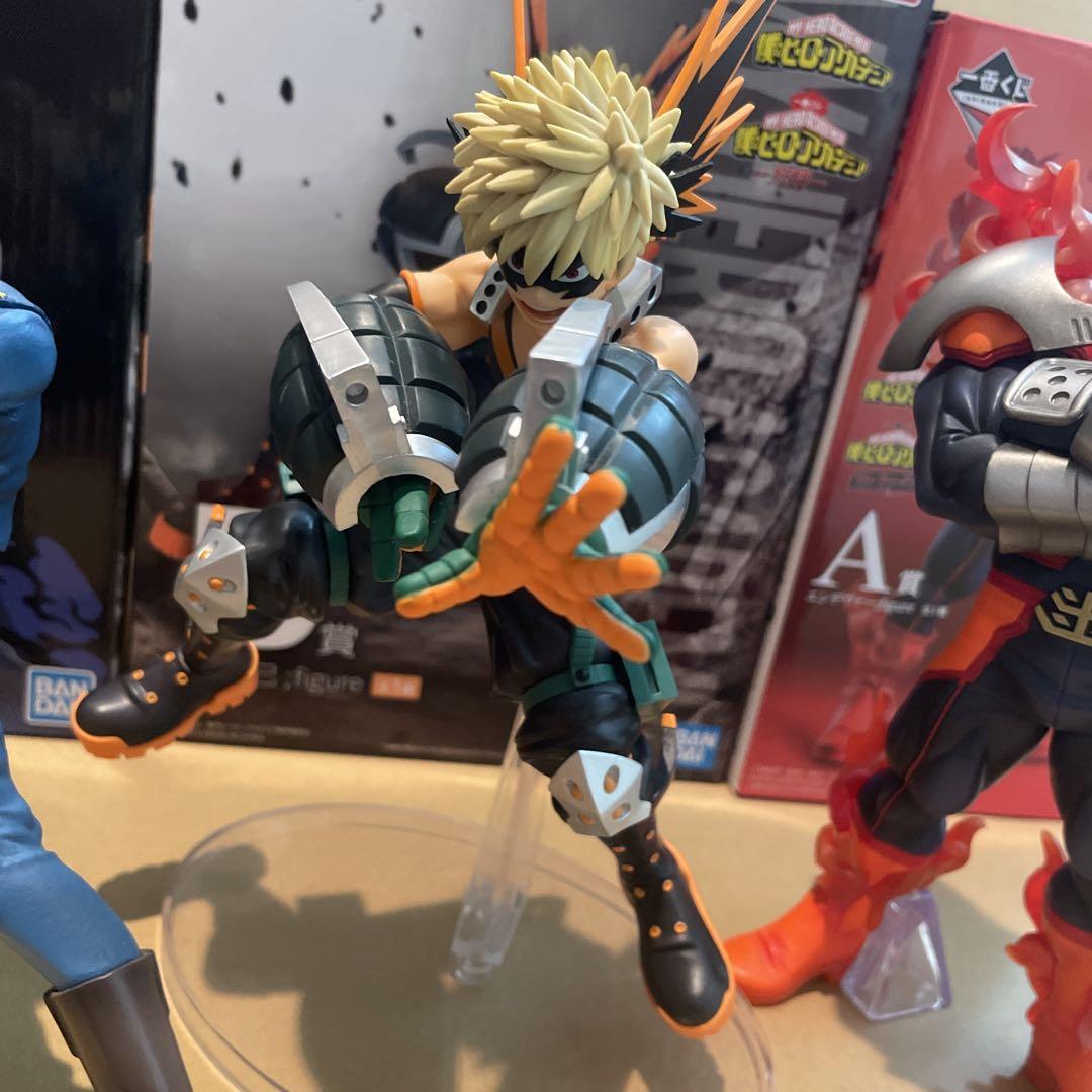 ヒロアカ　フィギュア3点セット ヒロアカ フィギュア3点セット - メルカリ