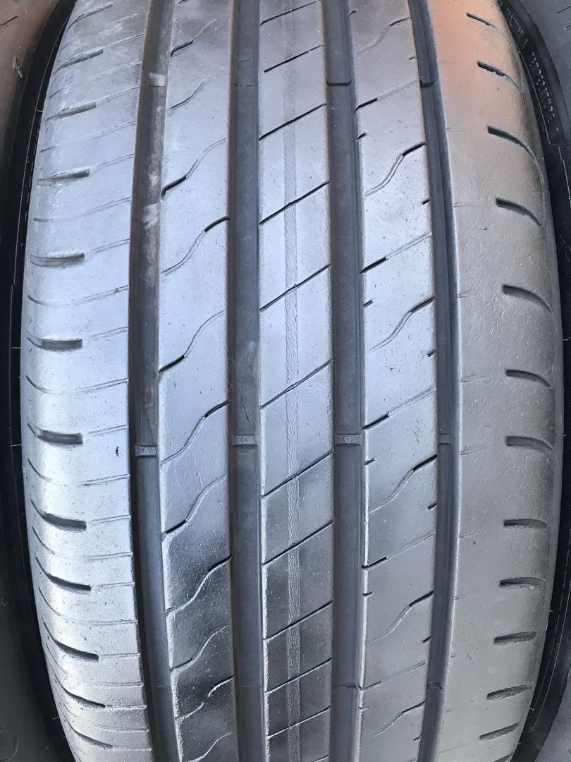 225/55 R17、GOOD YEAR efficientGrip、2021年