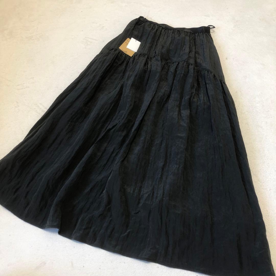 新品　ビアズリー　クリンクルスカート　黒　ロング　しわ加工