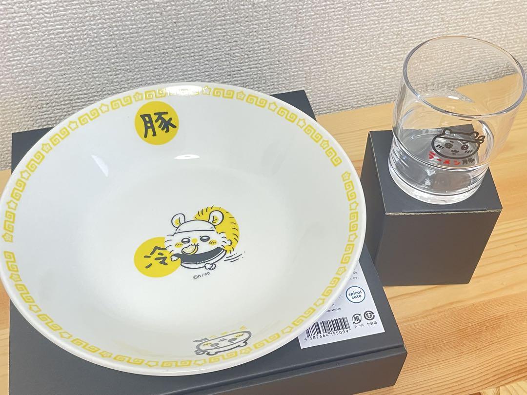 未使用品 ちいかわラーメン豚 冷やし中華皿 モモンガ お冷グラス