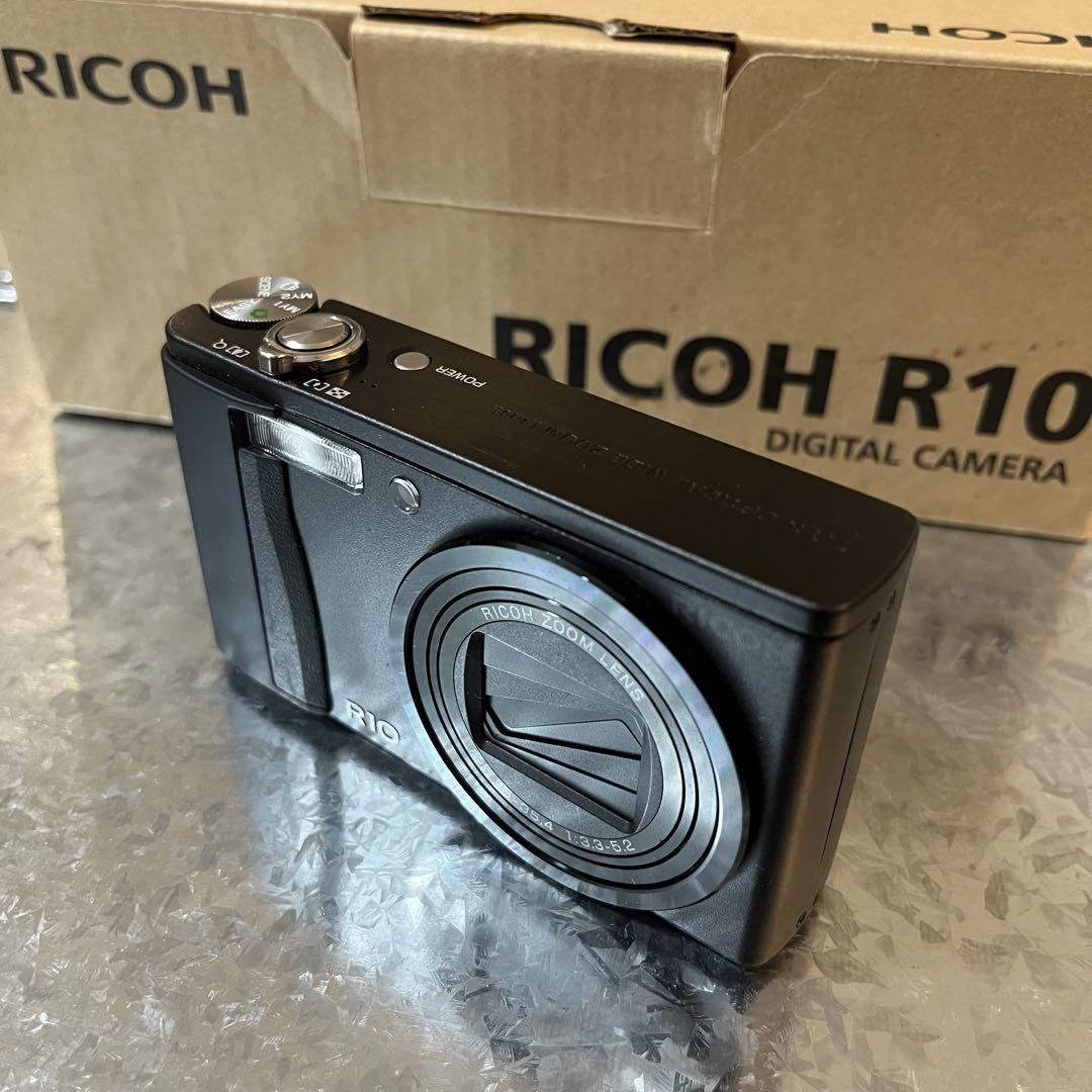 デジタルカメラ Ricoh R10