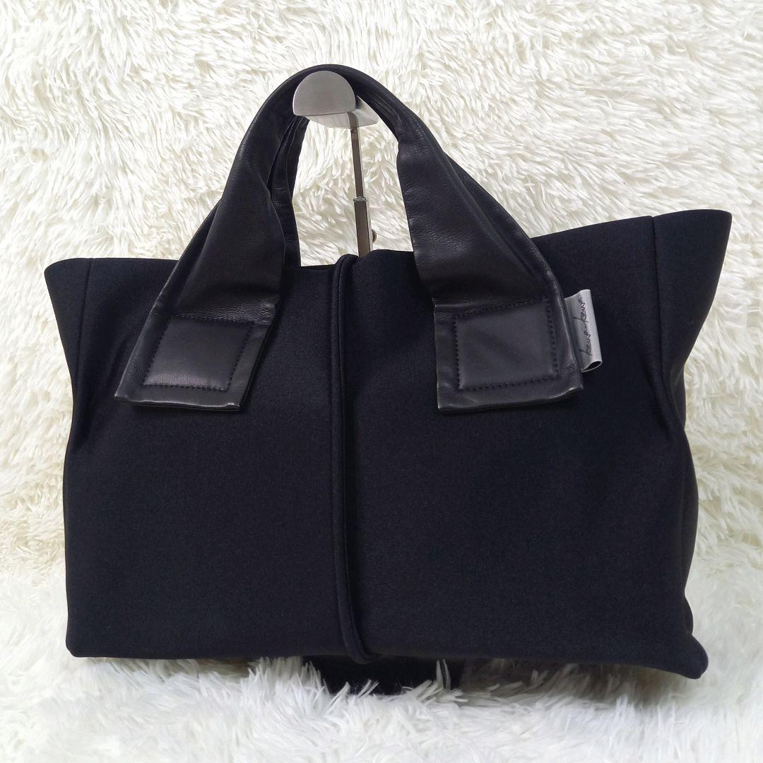 【美品】kawa-kawa カワカワ wet トートバッグ M ブラック A4