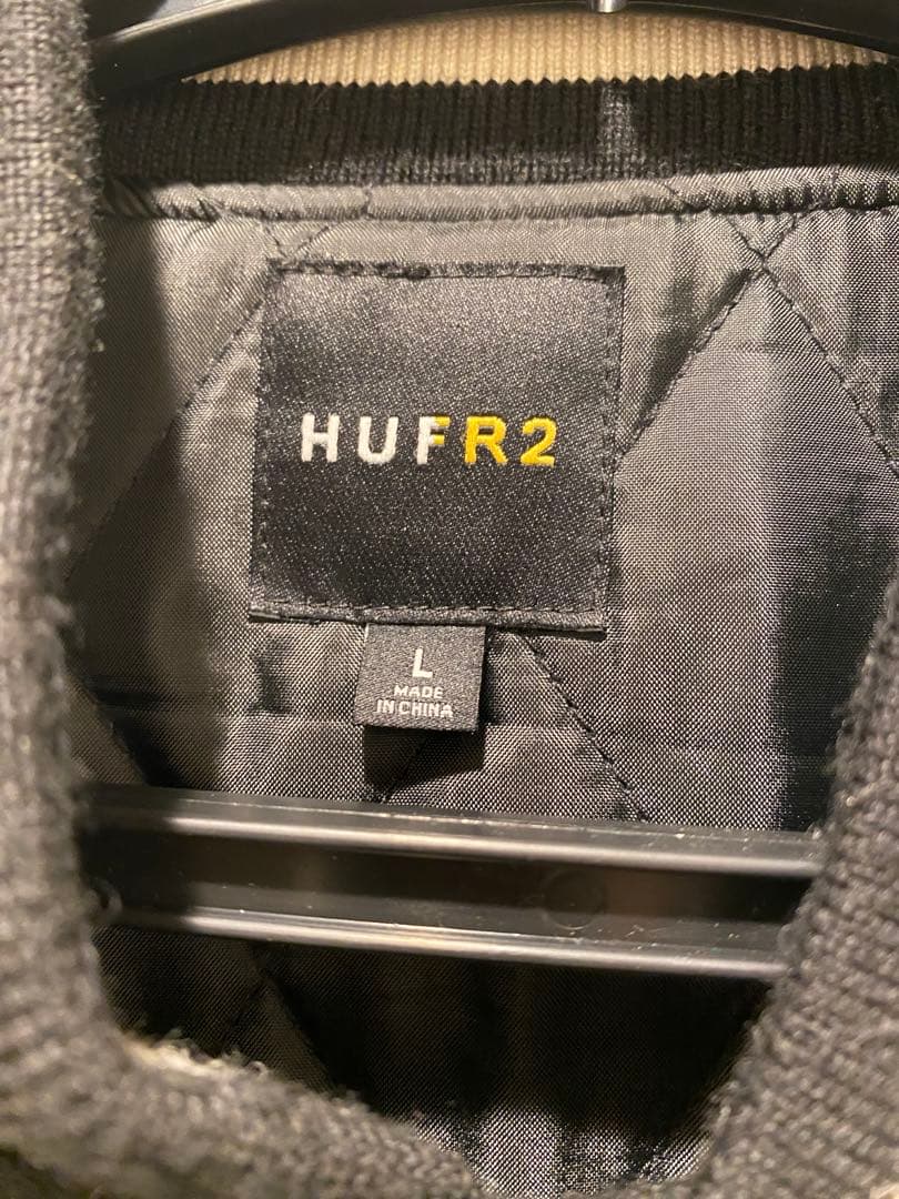 FR2 HUF パイルロゴ スタジャン L 袖レザー ワールドワイド FR2 HUF パイルロゴ スタジャン L 袖レザー ワールドワイド