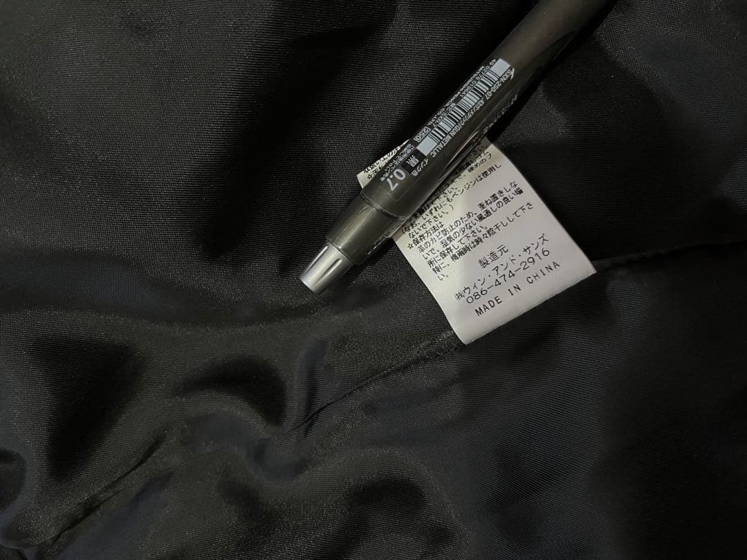 DELAY By win&sons 黒 山羊革レザーダウンベスト 試着のみ レア DELAY By win&sons 黒 山羊革レザーダウンベスト 試着のみ レア