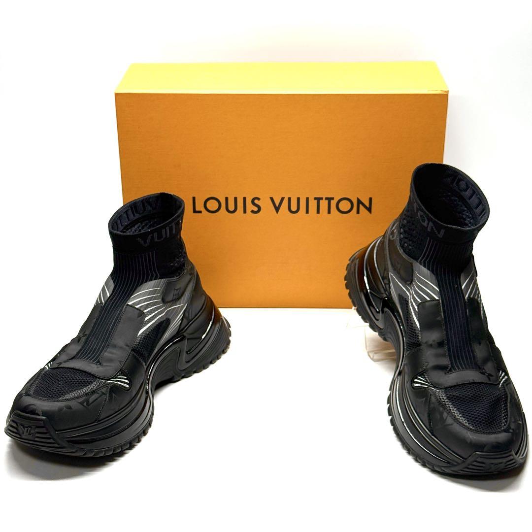 LOUIS VUITTON スニーカー ランアウェイパルスライン モノグラム 黒