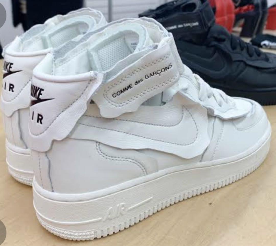 COMME des GARCONS × NIKE AIR FORCE 1 MID