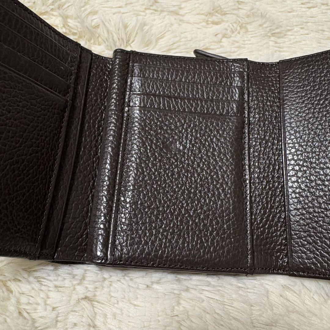 美品 アニエスベー 三つ折り財布 ロゴ金具 茶色 レザー シボ革