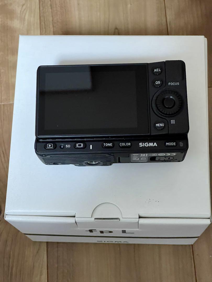デジタルカメラ SIGMA fpL