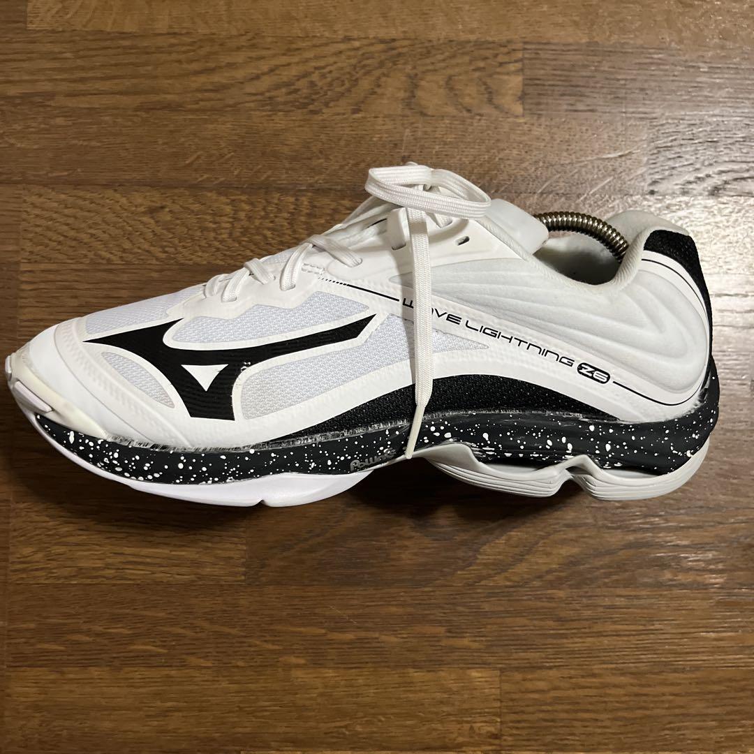 Mizuno Wave Lightning Z2 ホワイト/ブラック26.5cm