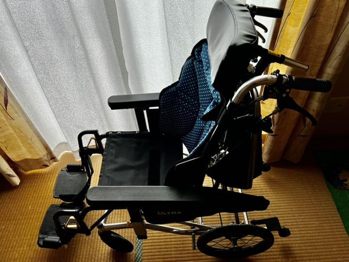【値下げ】日進医療器/介助式車椅子 ティルト&リクライニング 低床