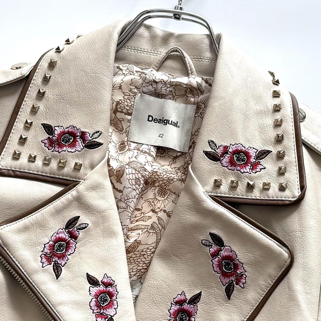 近年モデル Desigual デシグアル 刺繍入り ダブルライダースジャケット