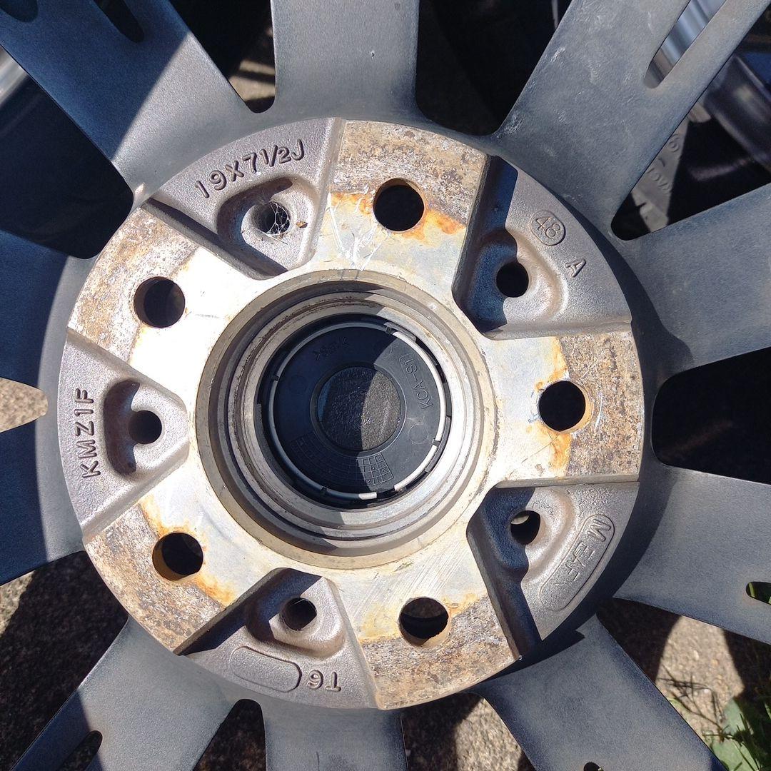 19インチ タイヤ・ホイールセット RADIAL F205
