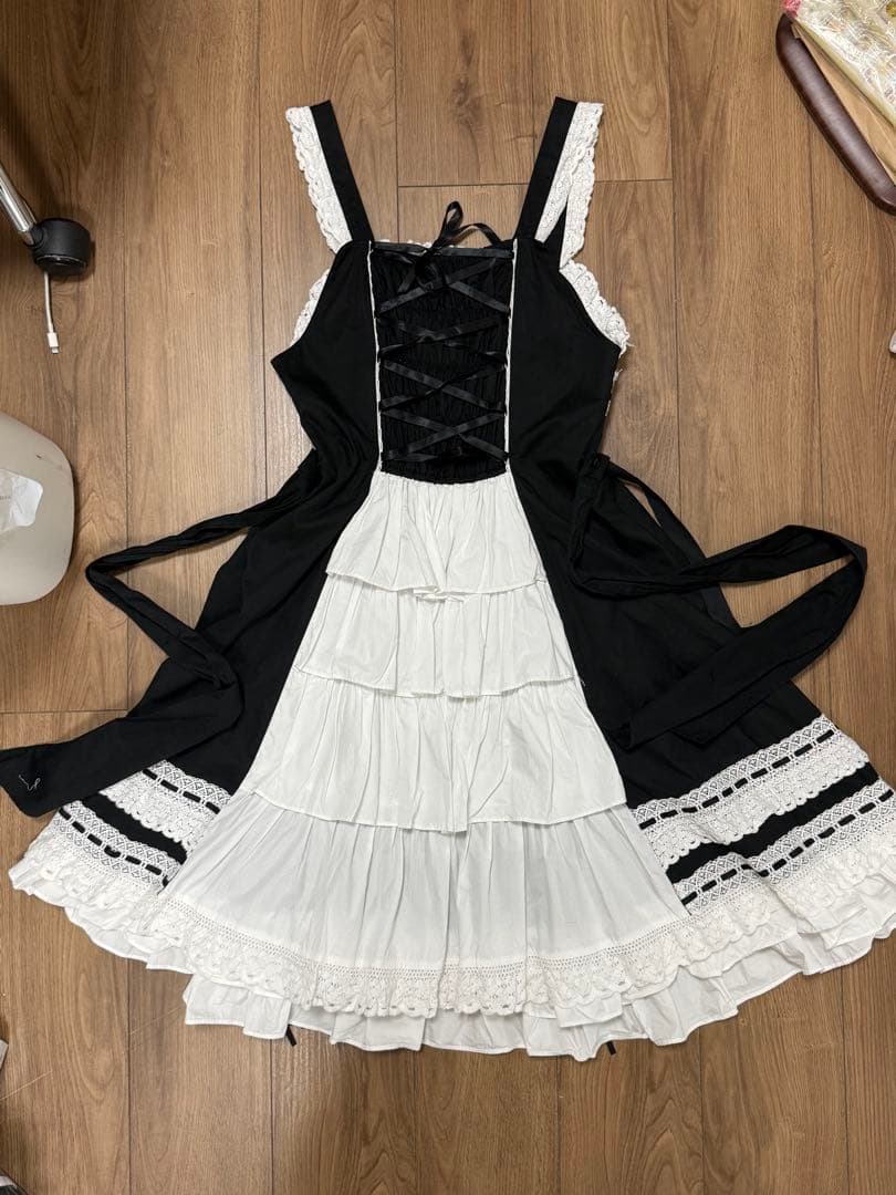 Marquiseジャンパースカート