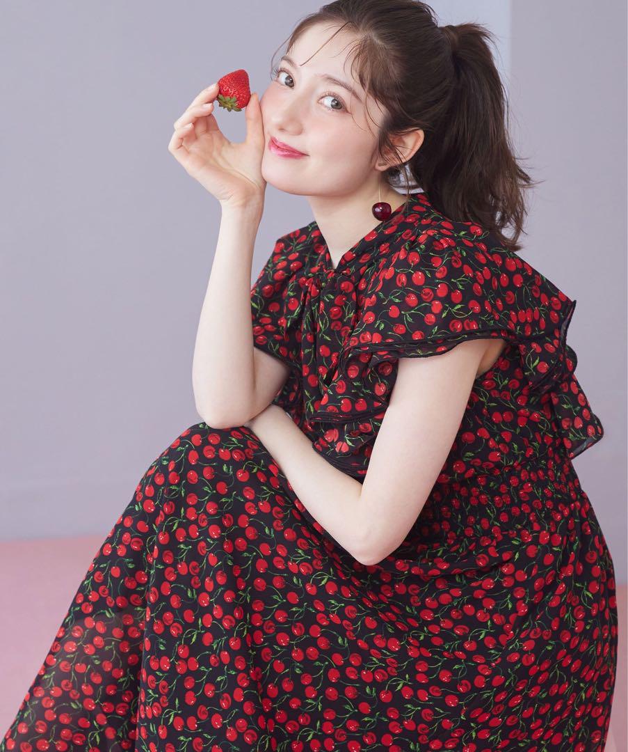新品◆tocco closet◆チェリープリントウエストシャーリングワンピース