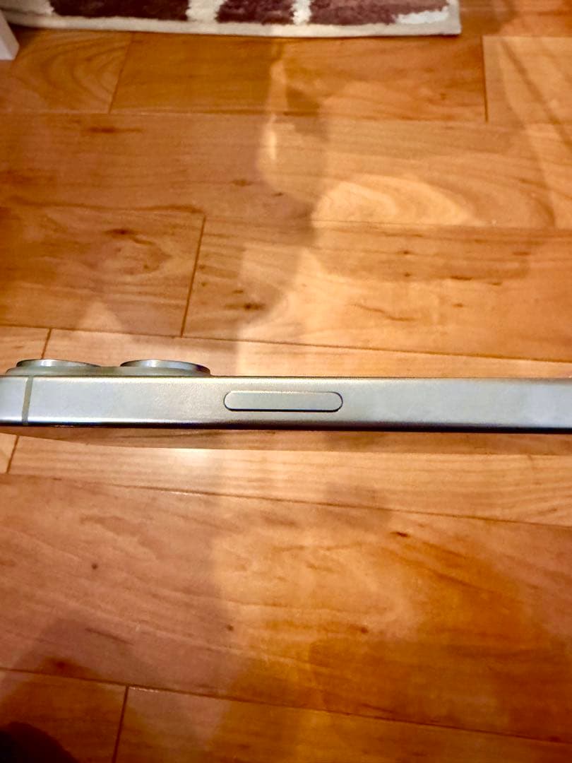 【極美品】iPhone 15 Pro 256GB ブルーチタニウム SIMフリー