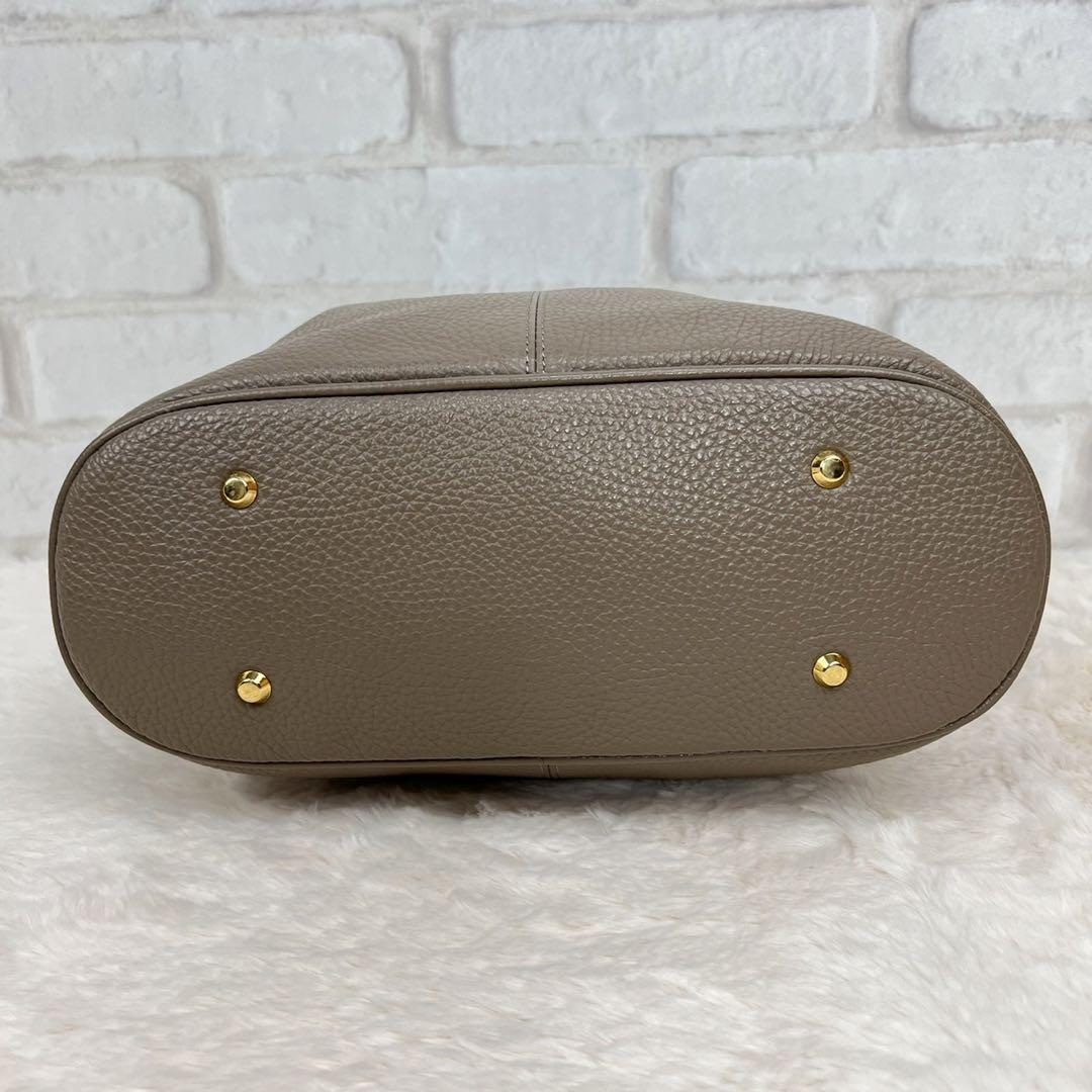 美品】アタオ ウィークエンド2way ショルダーバッグ タッセル