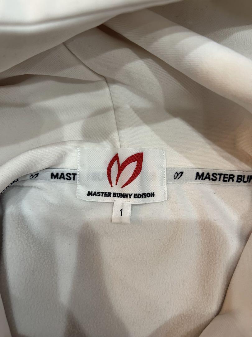 MASTER BUNNY EDITION フード付きセーター
