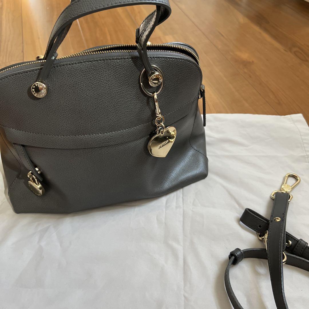 美品　FURLA パイパーM