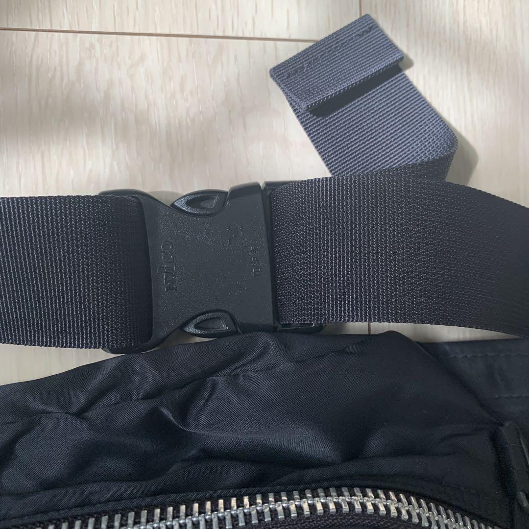 極美品　PORTER ポーター タンカー ショルダーバッグ 黒 ナイロン