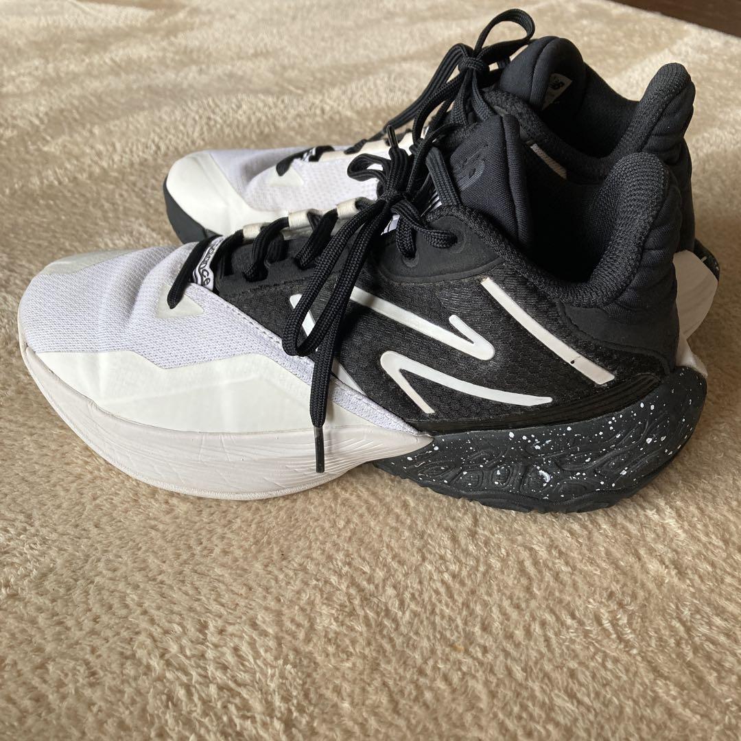 New Balance 25cmバッシュ