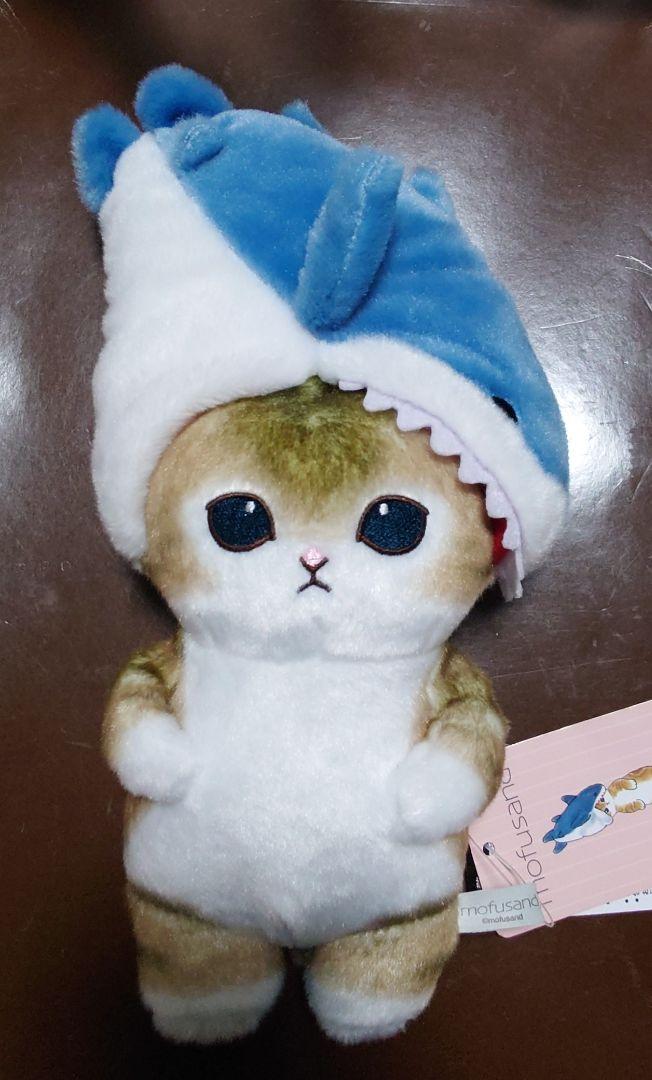 ぽてたまぬいぐるみmofusand噛みつきサメにゃんベージュ＆グレー