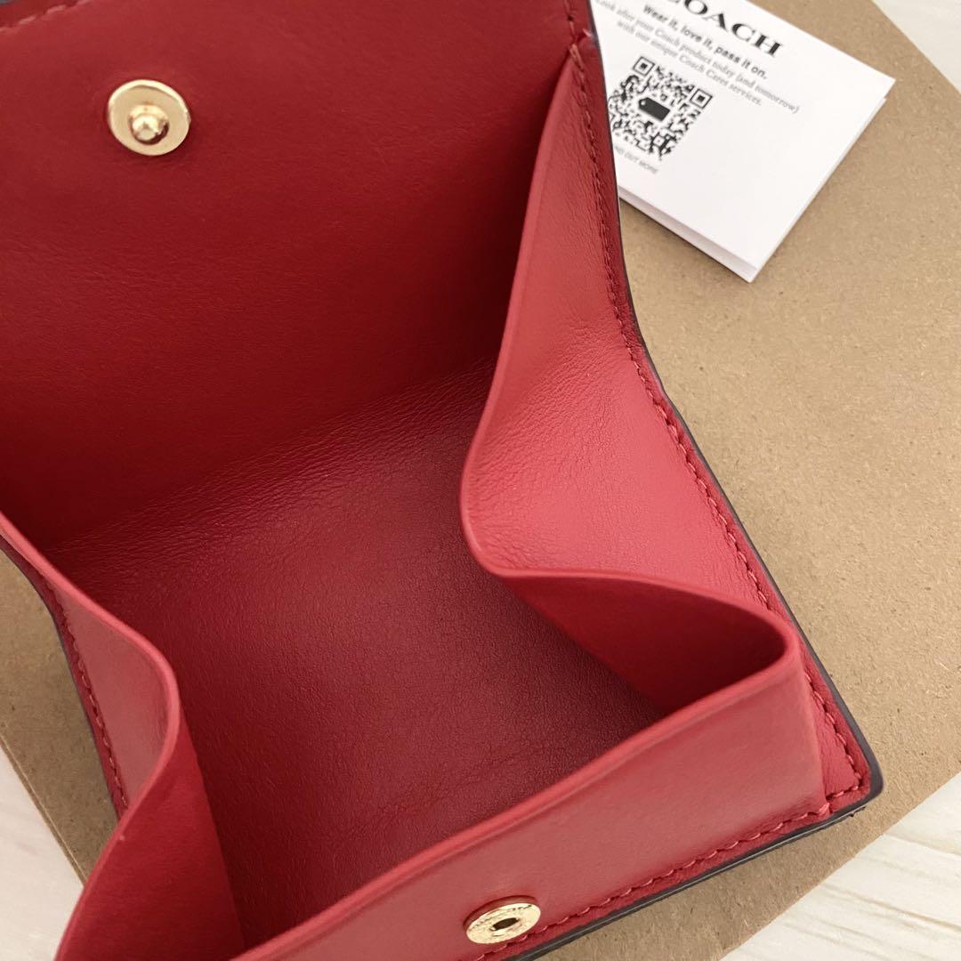 新品　FURLA ブラック 二つ折り財布　箱無し フルラ FURLA 二つ折り財布 ヌヴォラ ブラック レディース FURLA