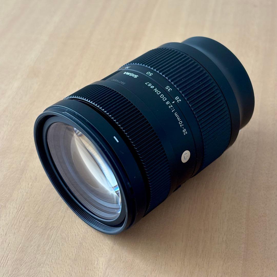 Sigma 28-70mm F2.8 DG DN Contemporary Sigma 28-70mm F2.8 DG DN Contemporary