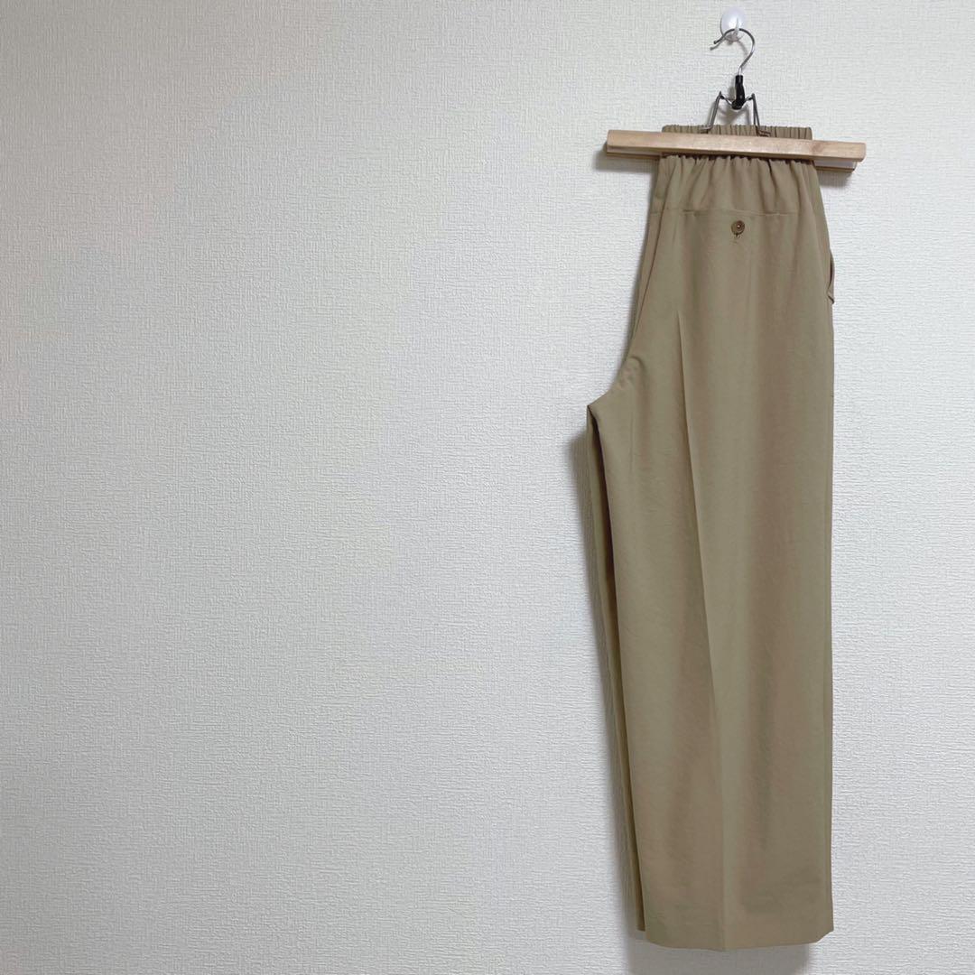 【新品タグ付】HUMAN WOMANツイルパンツ　ベージュ　Mサイズ
