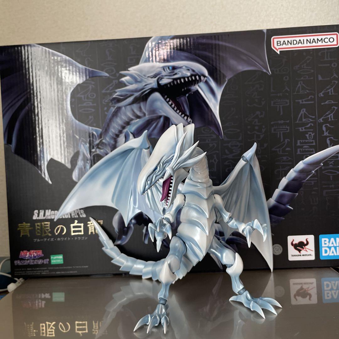 S.H.モンスターアーツ 青眼の白龍