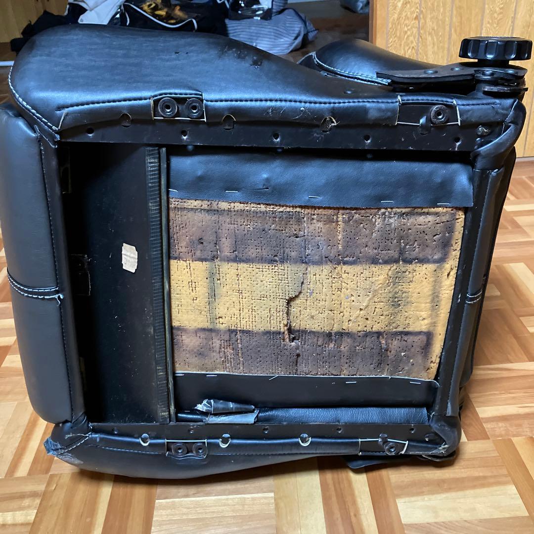 セミバケ傷や汚れあり