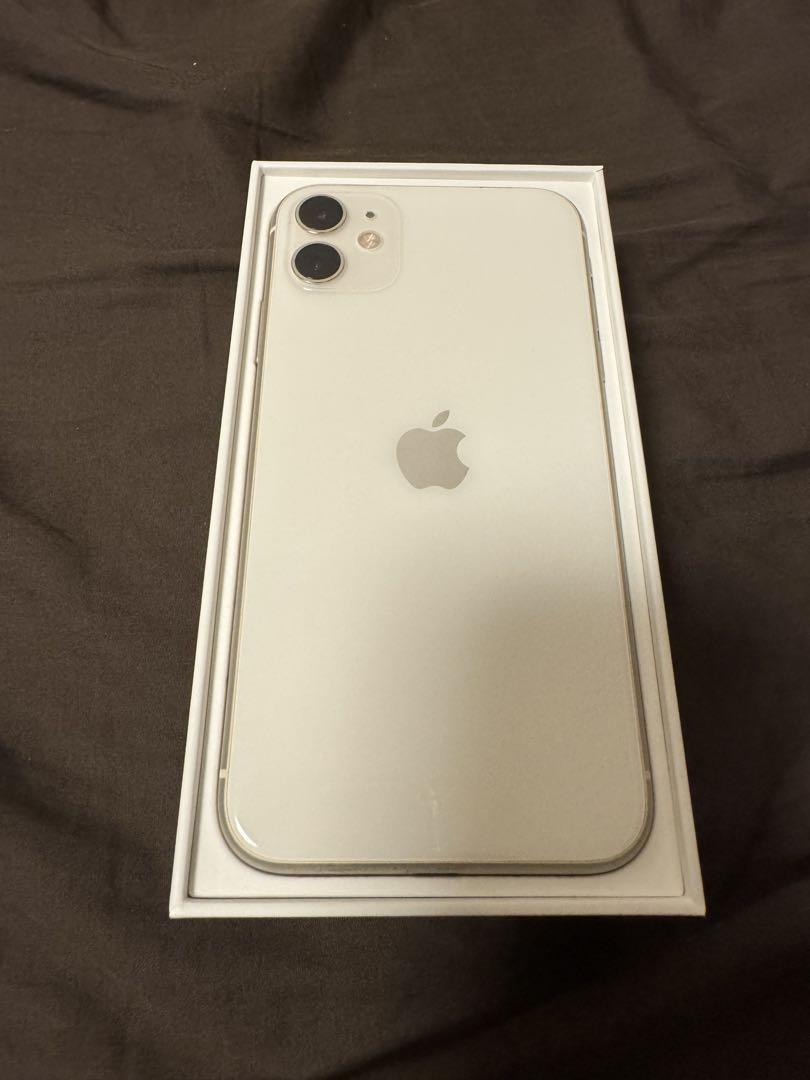 moshi様専用 iPhone11 64GB ホワイト au
