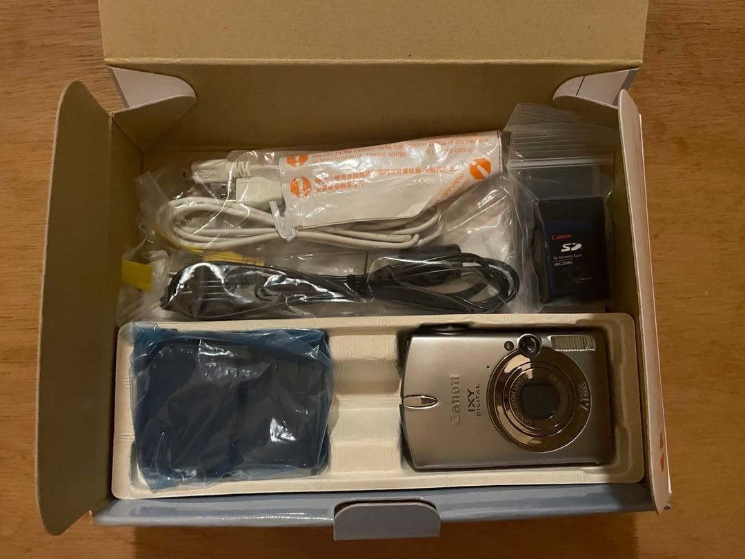 Canon IXY コンパクトデジタルカメラ