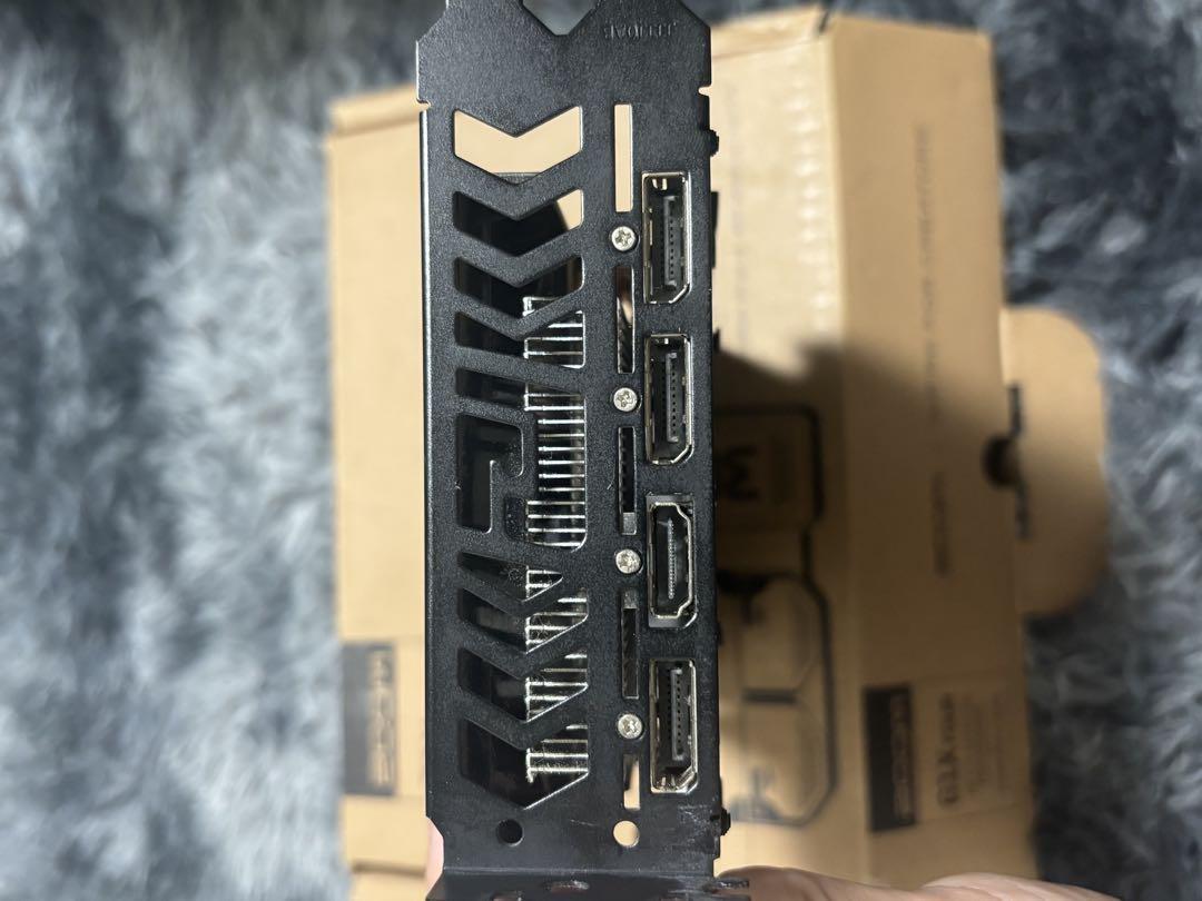 玄人志向　RX6600 8GB 本体のみ