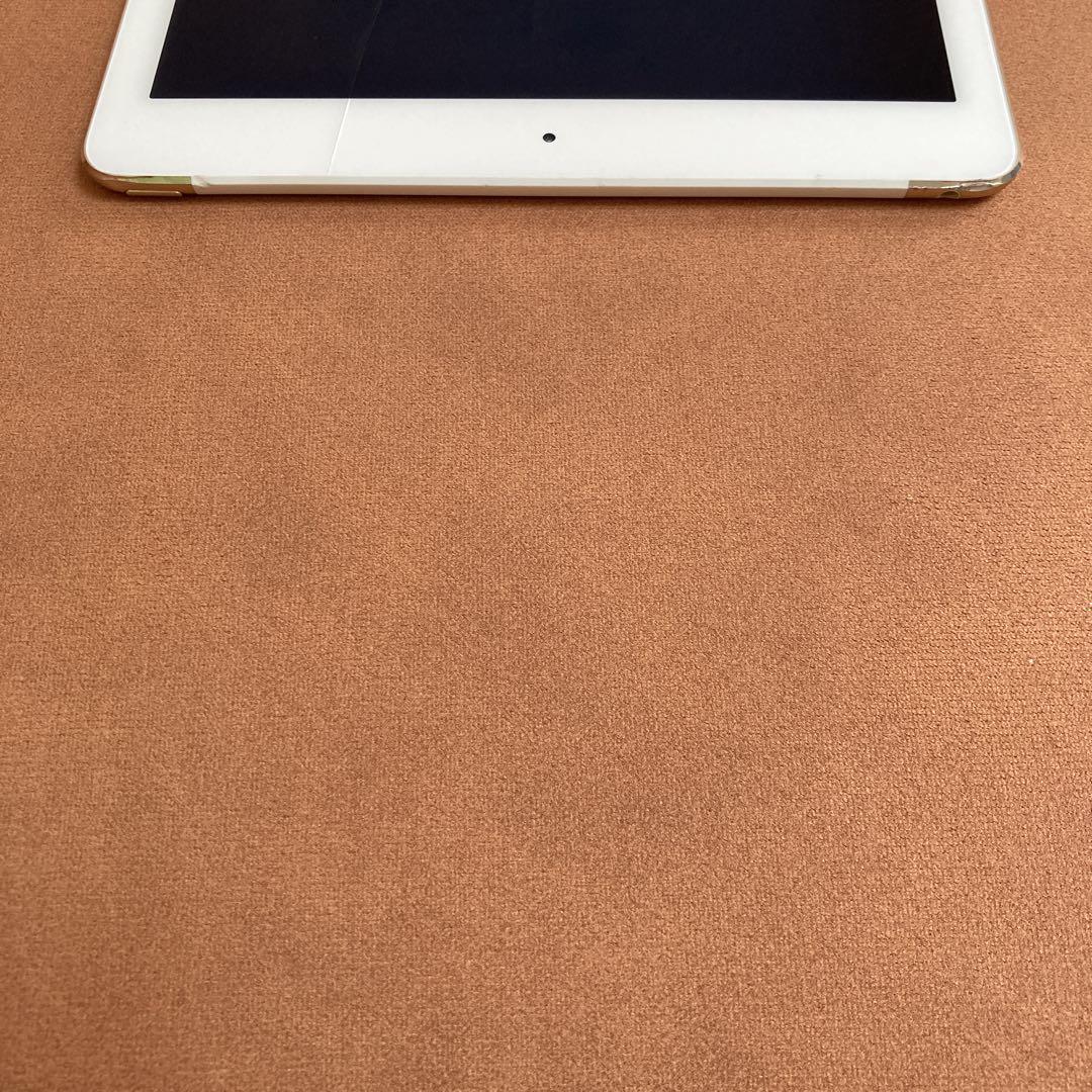 8372 電池良好 iPad Air2 第2世代 32GB au
