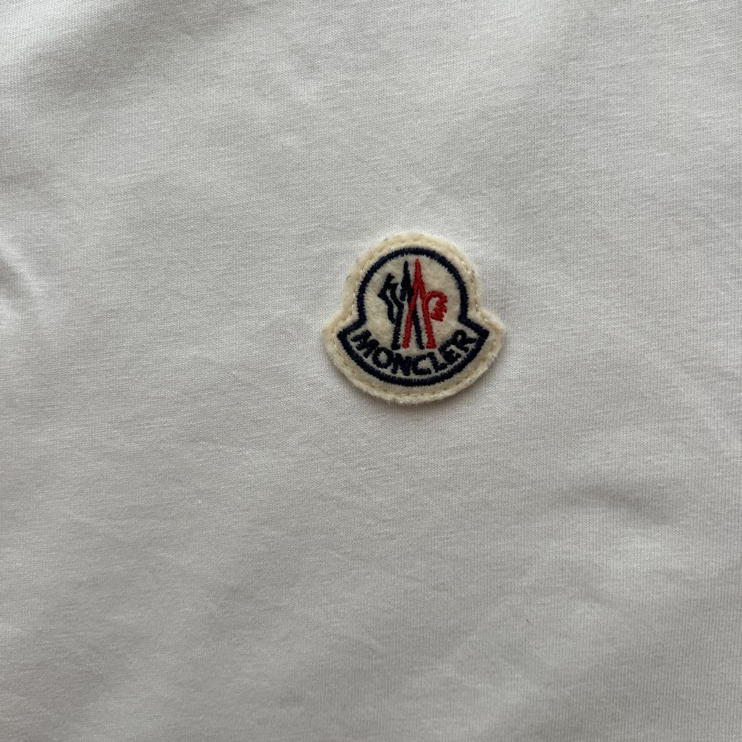MONCLER ホワイト Tシャツ - メルカリ