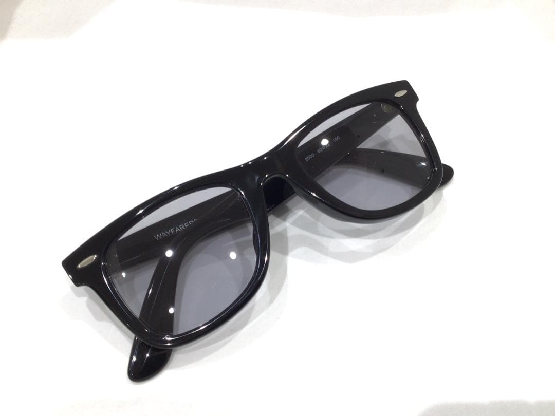 新品正規品 レイバン RB5121F ウェイファーラー ライトグレーRX5121 新品正規品 レイバン RB5121F ウェイファーラー ライトグレーRX5121