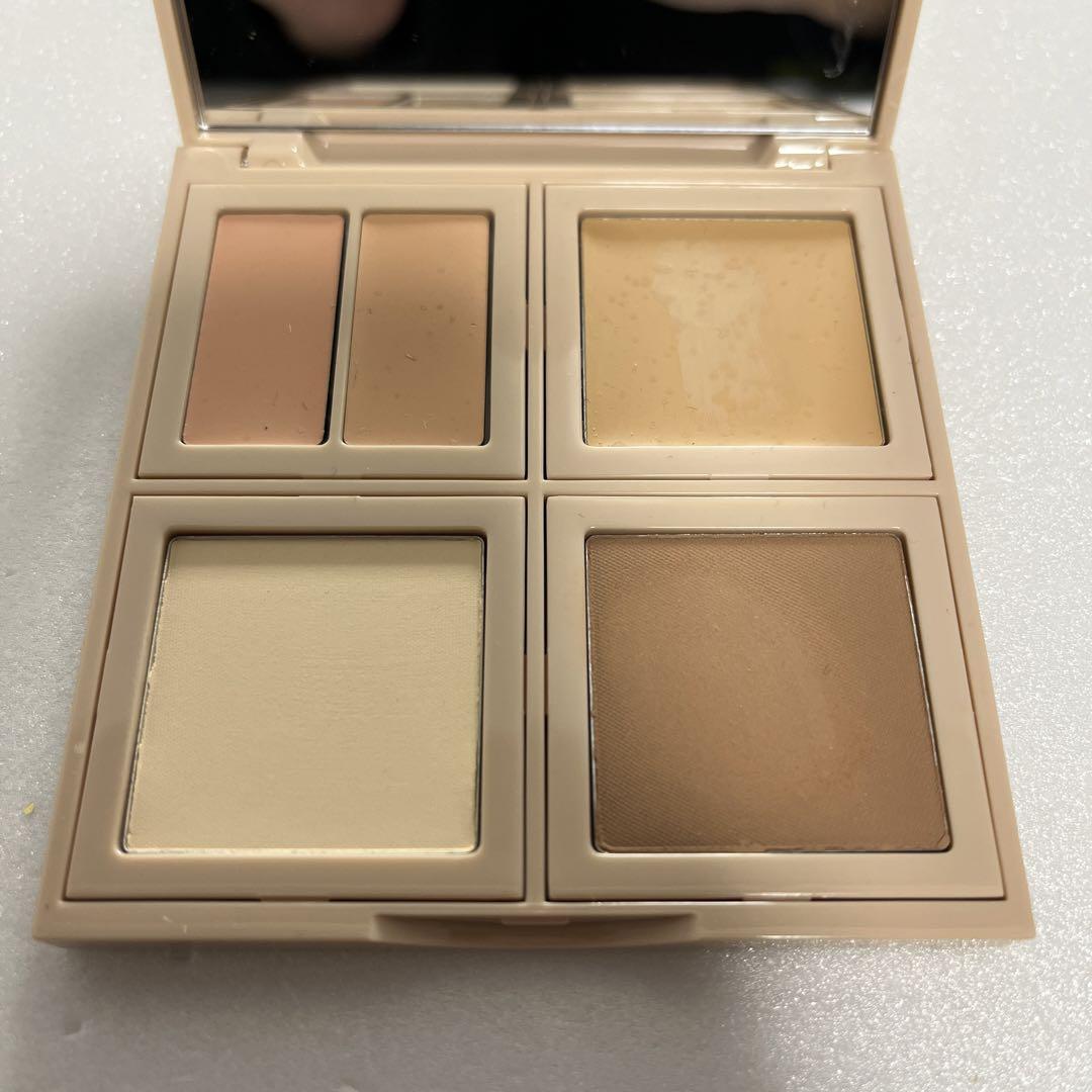 ボビーブラウンエッセンシャル5in1 フェイスパレットBOBBI BROWN