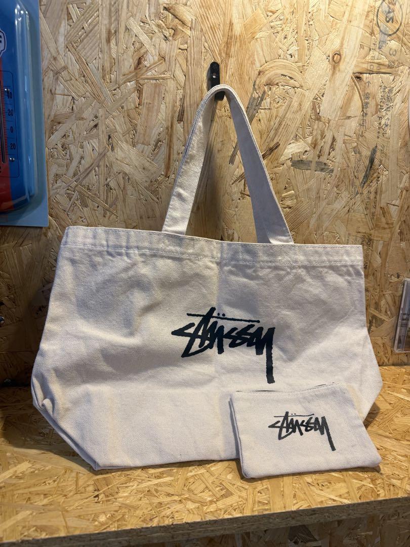 Stussy ホワイト トートバッグ ポーチ付き - メルカリ