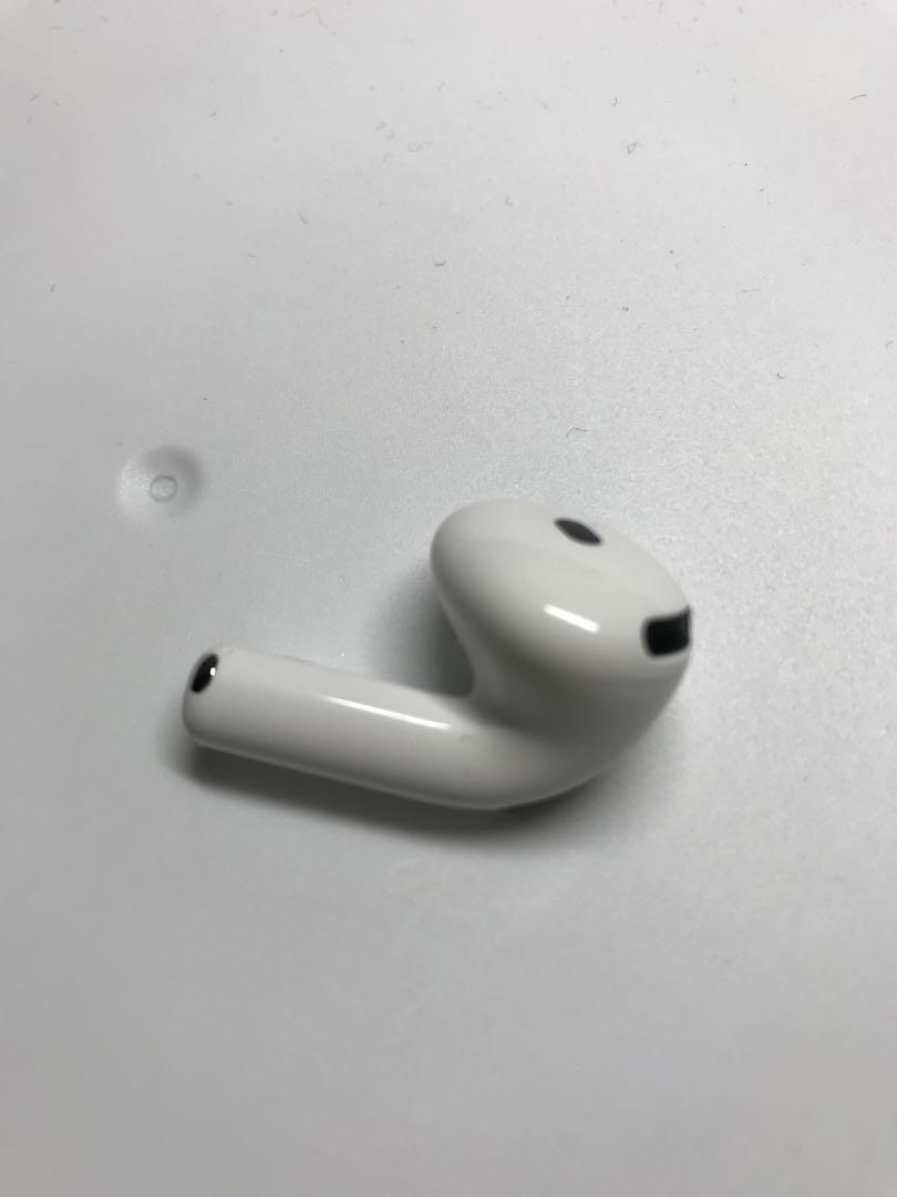 Airpods 第4世代　右耳　右　ノイズキャンセリング AirPods 第4世代 右耳 アクティブノイズキャンセリング