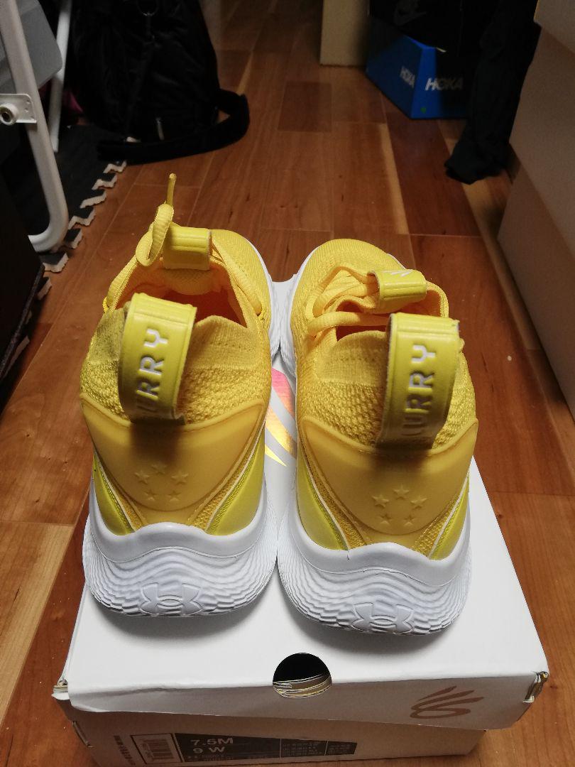 お買い得お得 UA CURRY 8 SHINE YELLOW 25.5CM KUMI様専用 uBEKo-m18005869357 即納正規品