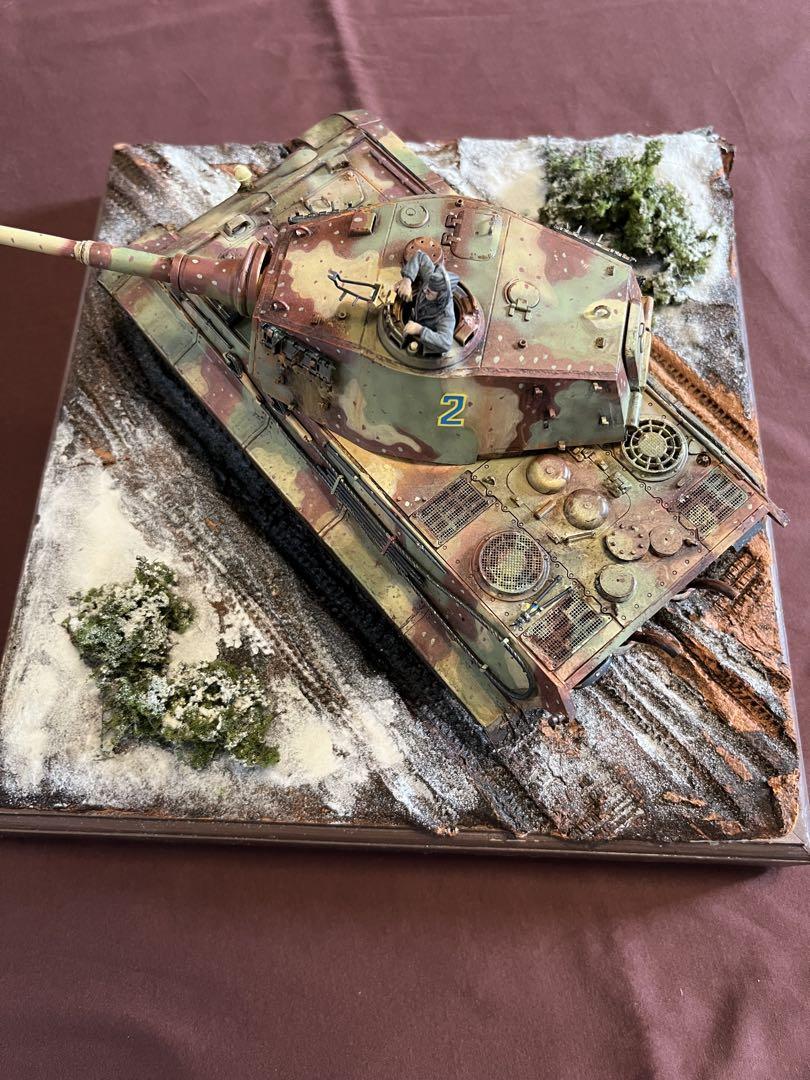 1/35 ドイツ　キングタイガー　ジオラマ