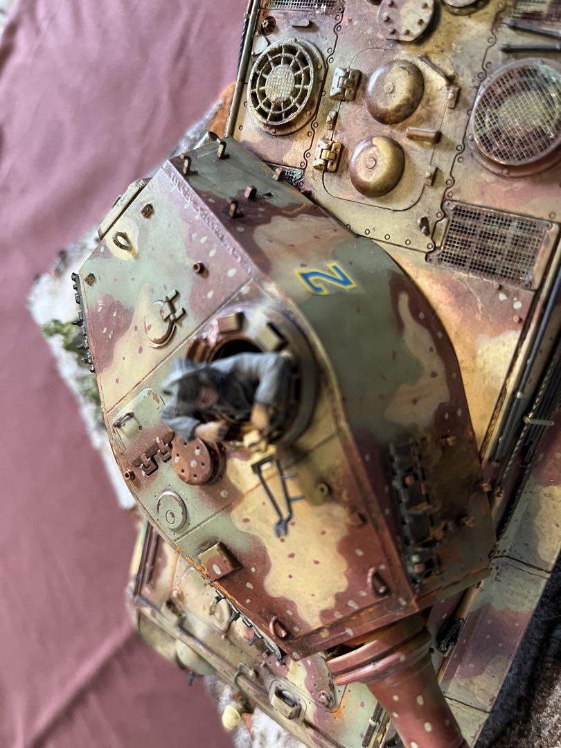 1/35 ドイツ　キングタイガー　ジオラマ