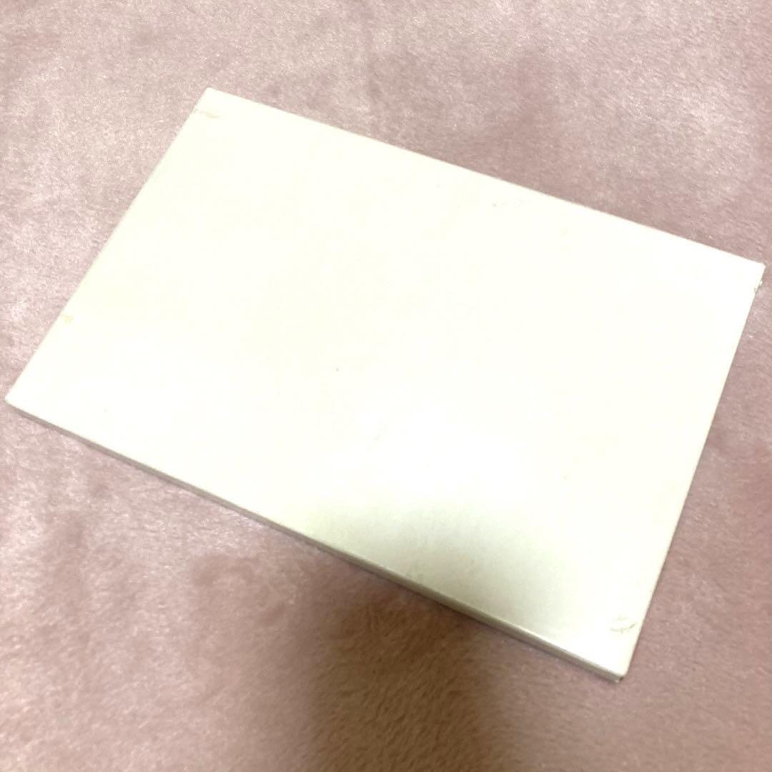 ３４ｃｏｌｏｒアイシャドウ