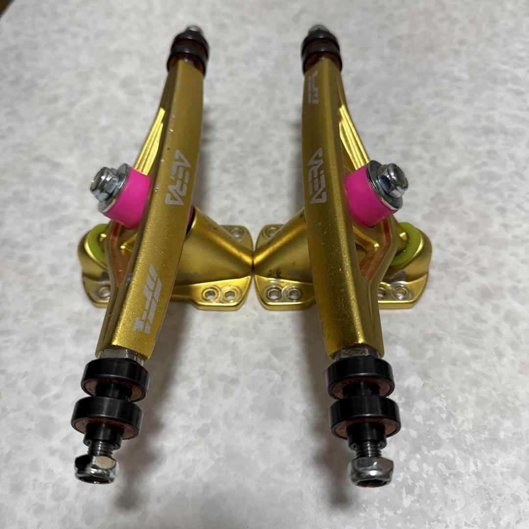 AERA RFー1 forged trucks