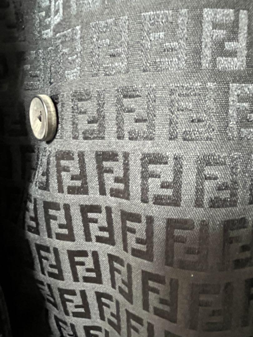 FENDI ブラックロングコート
