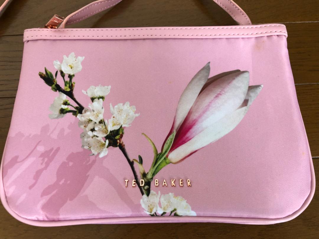 美品】Ted Baker ❤花柄ショルダーバッグ - メルカリ