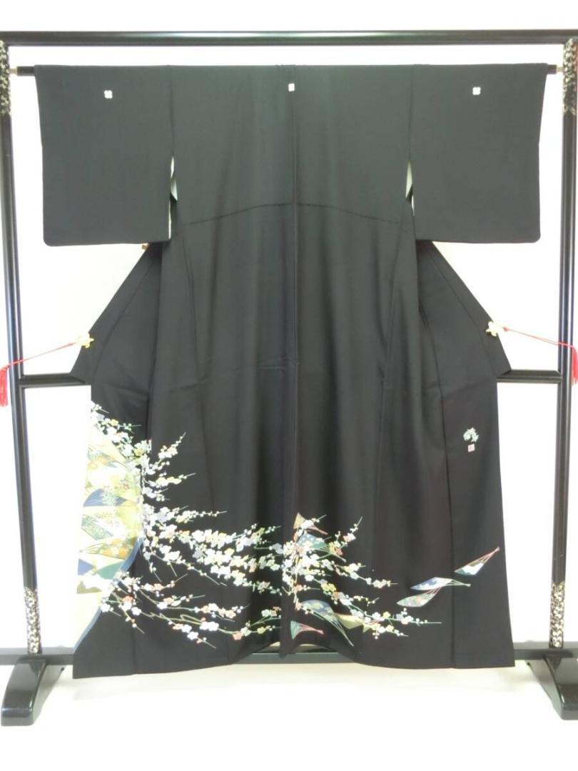 Q4002Ｓお仕立上正絹黒留袖総比翼黒地花柄金糸刺繍本加工落款入作家物染抜紋五紋